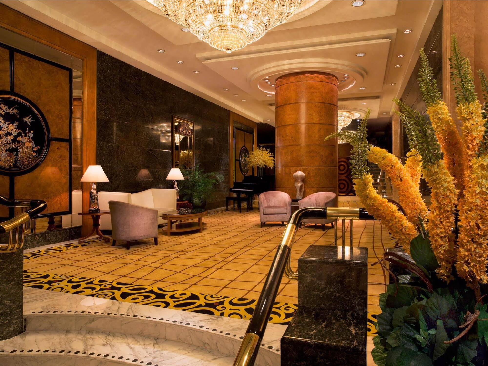 The Royal Pacific Hotel & Towers Hong Kong Dış mekan fotoğraf